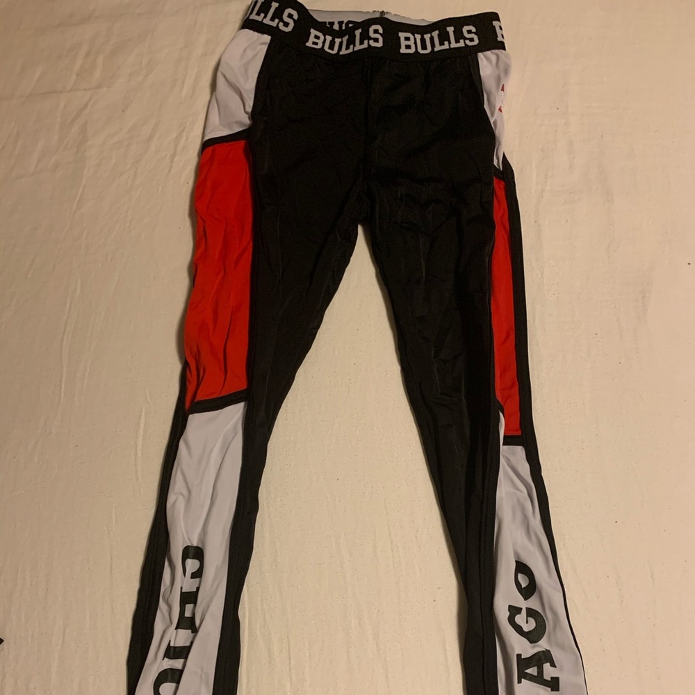 Chicago bulls yoga pants